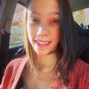 Meet your Posher, Tara